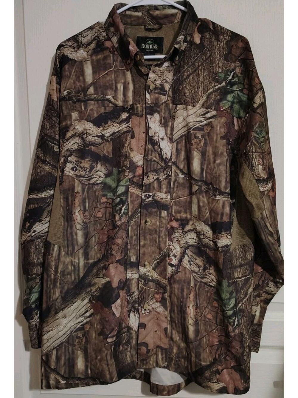 RedHead Shirt Mens Size Medium M Camouflage Trees Vented Mesh Hunting Outdoors